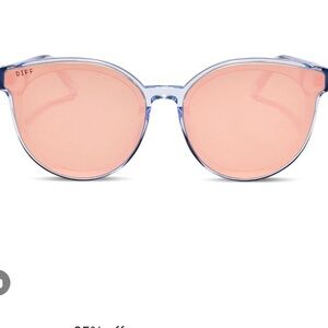 DIFF Gemma Eyewear NWT Crystal Clear Peach Mirror Sunglasses sunnies